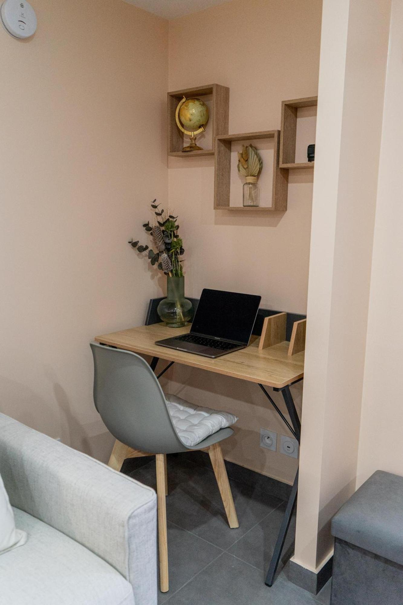 Appartement Cosy Le Lys Vert A 40Mn De Paris Dammarie-lè-Lys Exterior foto